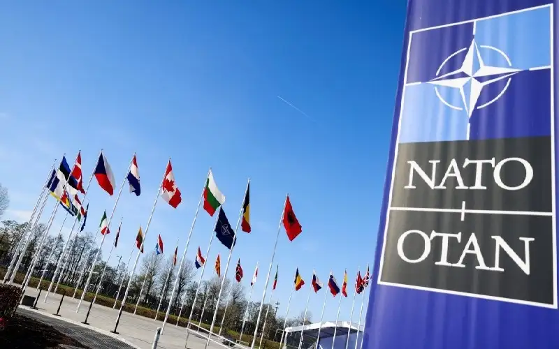 قادة الناتو يعتمدون قرار إنشاء مكتب