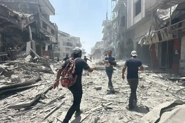 شهداء في قصف منزل بمخيم النصيرات