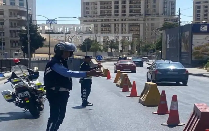 تحويل للسير القادم من الدوار السادس