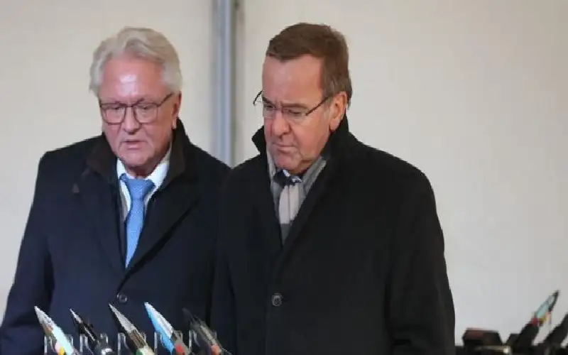 ألمانيا في حرب أمريكا وروسيا.. جبهة