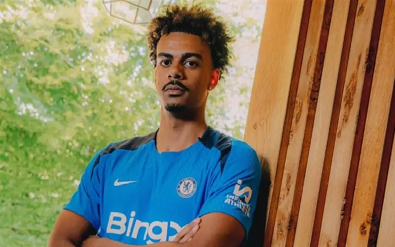 تشيلسي يعلن تعاقده مع البرتغالي فيغا