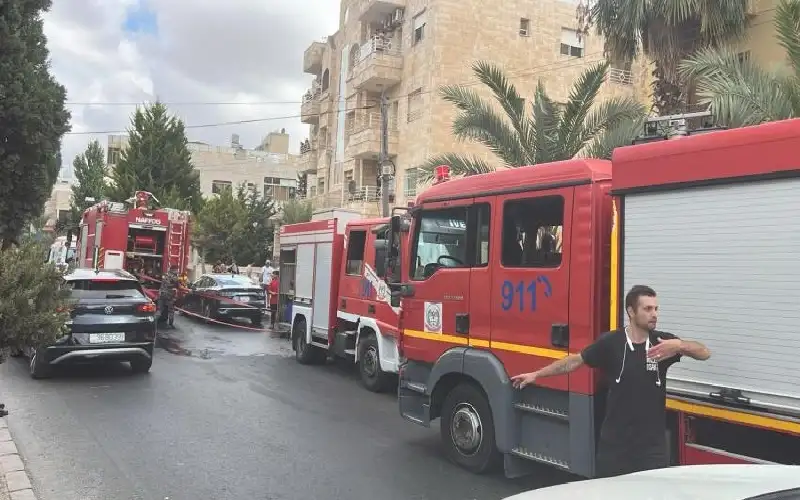 حريق كبير في شقة داخل عمارة