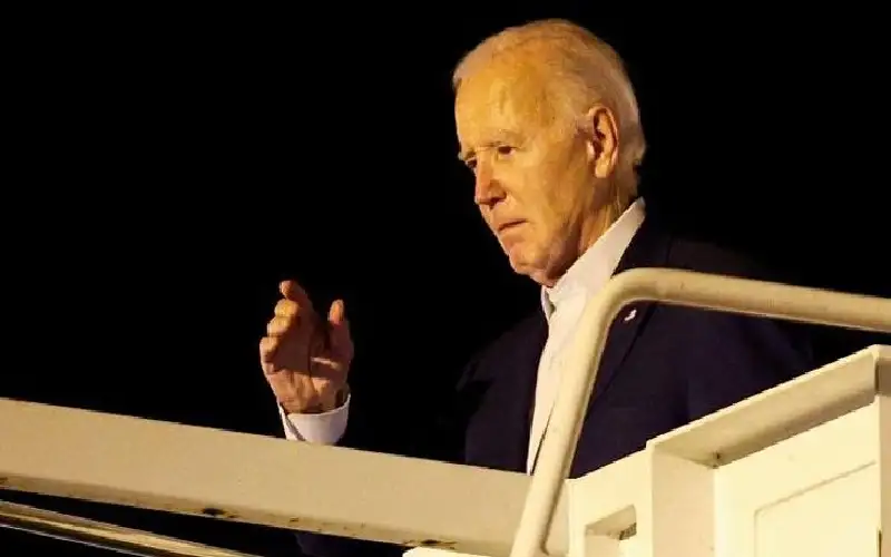 الرصاصة الطائشة تنقذ فرص بايدن في