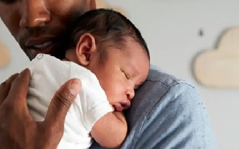 فوائد قيلولة الرضع ولماذا يقاومها الطفل؟