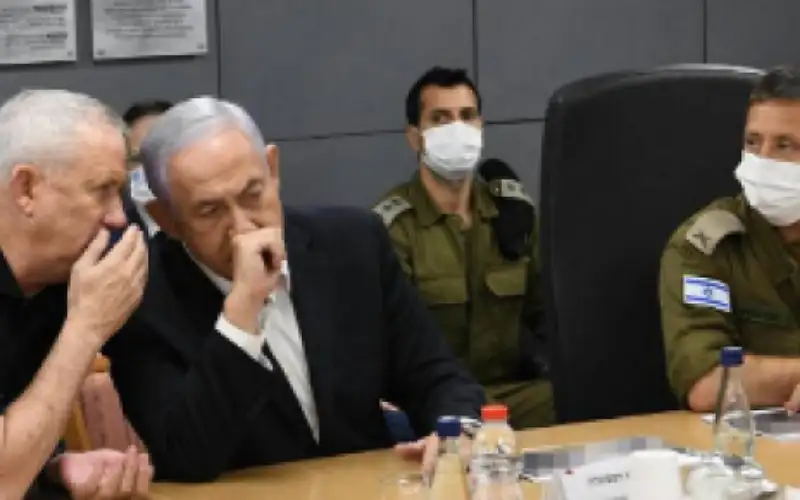 خلافات بين نتنياهو وقادة الأمن بسبب