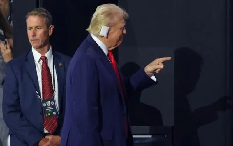 ترامب يتعهد بفرض رسوم جديدة على