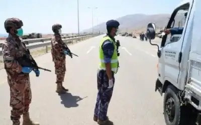 داعش يتبنى هجوم المسجد في سلطنة