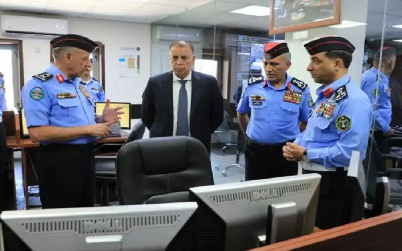 وزير الداخلية يشدد على إنفاذ قانون