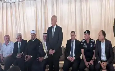 مندوبا عن الملك وولي العهد ..
