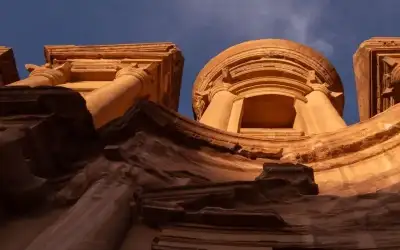 مدينة البترا تخسر نصف مليون زائر