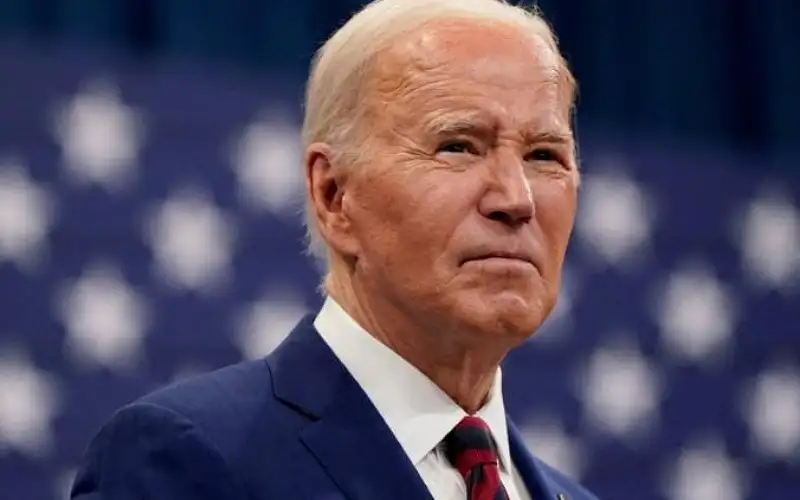 أكسيوس : ضغوط قادة الديمقراطيين ستقنع