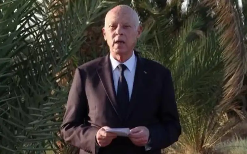 الرئيس التونسي يترشح لولاية جديدة