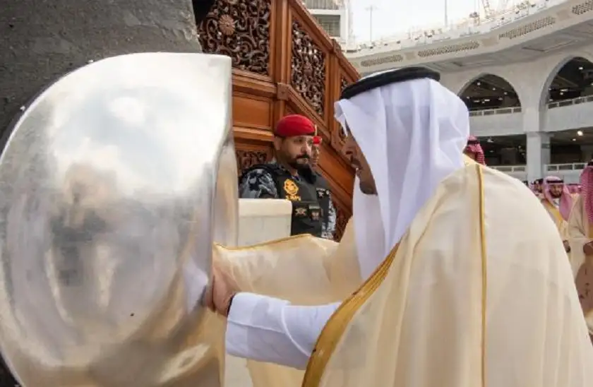 غسل الكعبة المشرفة بماء زمزم المخلوط