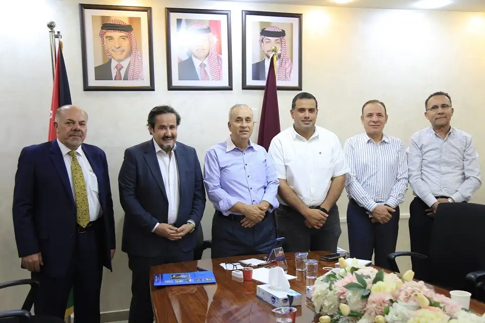 السماح بالتقسيط للشركات المتعثرة والبحث عن
