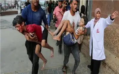 قصف هو الأعنف منذ أشهر.. مشاهد
