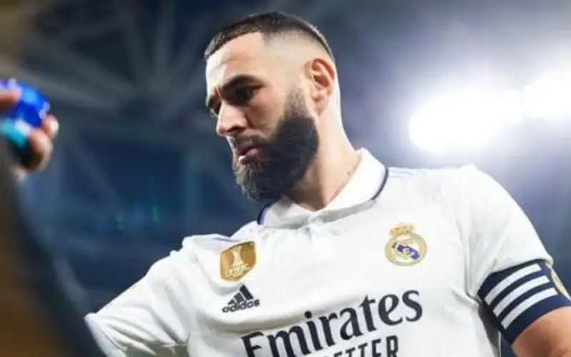بنزيما: ريال مدريد الأفضل في العالم