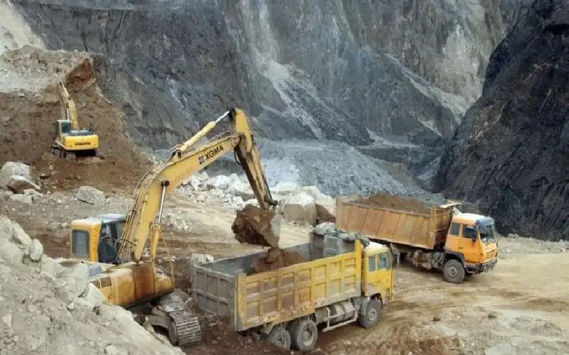 المعادن الأرضية النادرة.. استثمارات ضخمة تصطدم