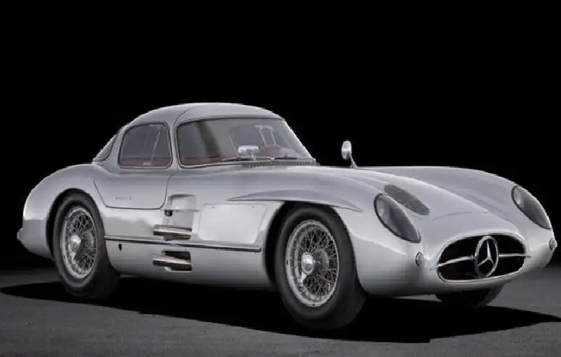 قائمة تضم أغلى السيارات التي بيعت