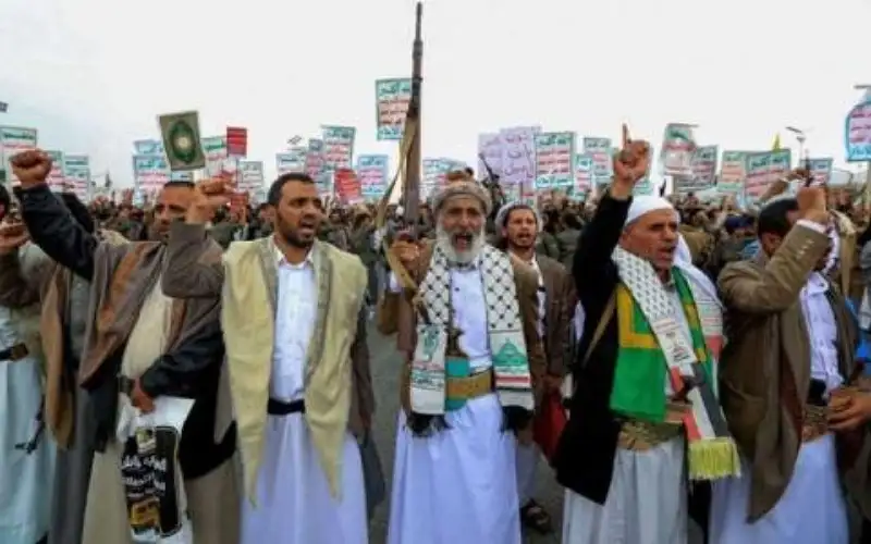 القيادة المركزية الأمريكية: تدمير صاروخين حوثيين