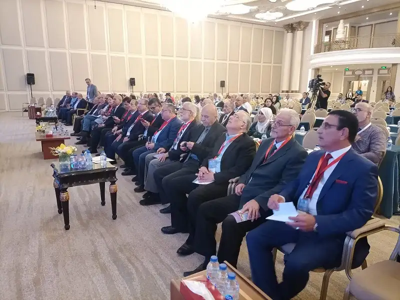 نصف المواطنين فوق عمر الأربعين يصابون