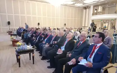 نصف المواطنين فوق عمر الأربعين يصابون