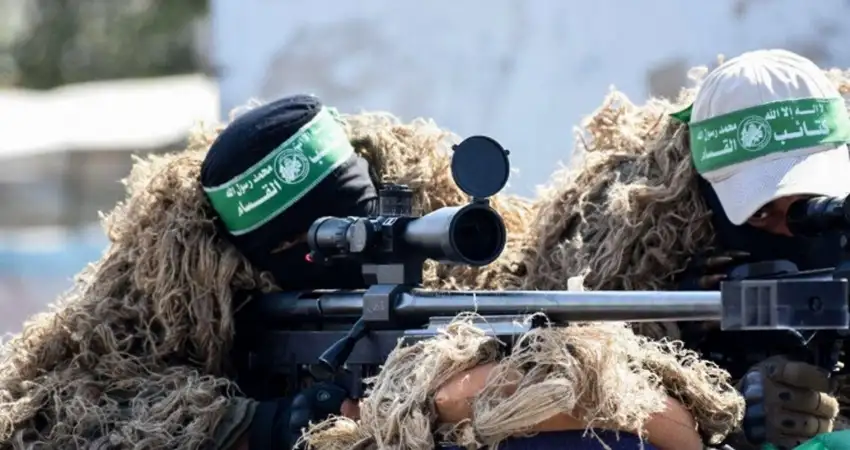 القسام تدمر دبابتي ميركافا وتفجر عبوة