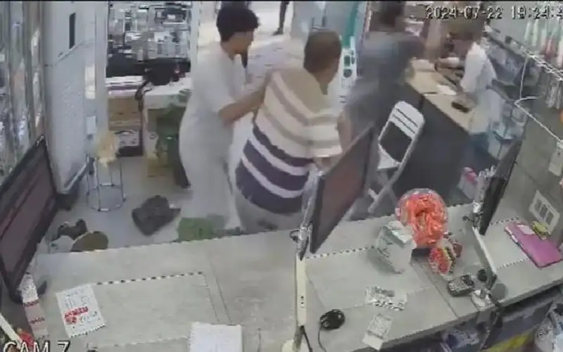 غضب في الجزائر بسبب اعتداء وحشي