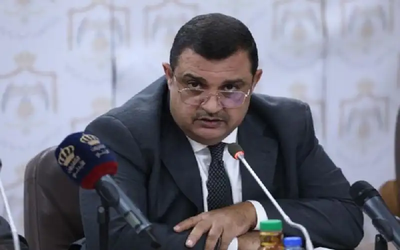 الخريشة يحث المرأة والشباب على حجز