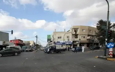 حملة لإزالة بسطات مخالفة بإربد