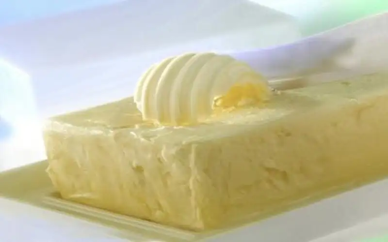 هل تسبب الزبدة أمراض القلب؟