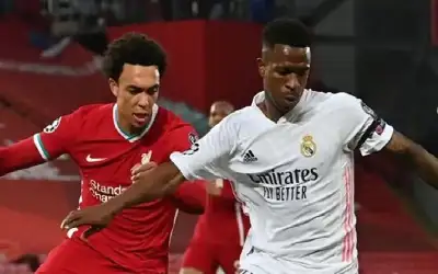 قميص ريال مدريد يهدد مستقبل أرنولد