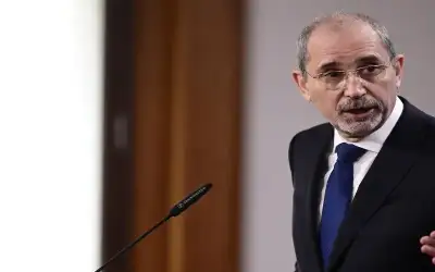 وزير الخارجية في إسبانيا اليوم للمشاركة