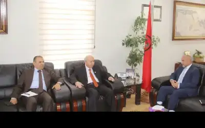 جامعة مؤتة تبحث التعاون لتطوير البحث