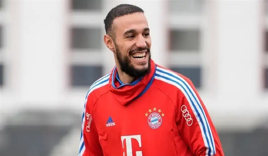 مزراوي إلى مانشستر يونايتد