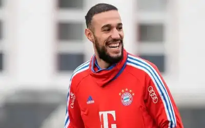 مزراوي إلى مانشستر يونايتد