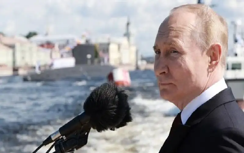 300 تدريب قتالي و20 ألف فرد..