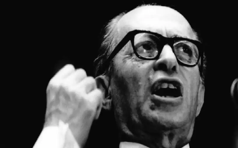 شعارهم يضم خريطة فلسطين والأردن وينادي