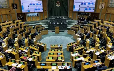 52 نائبا من البرلمان السابق تقدموا