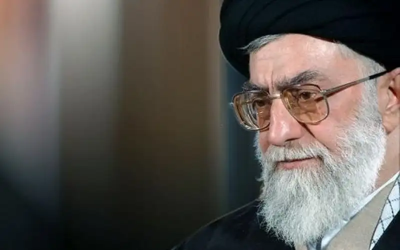 نيويورك تايمز: المرشد الإيراني أمر بضرب