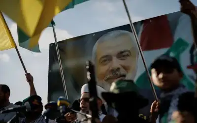 بدء تشييع الشهيد إسماعيل هنية في