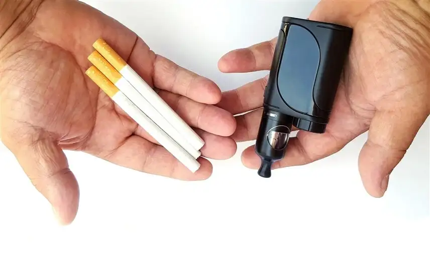 تدخين نوعين من السجائر يضاعف خطر