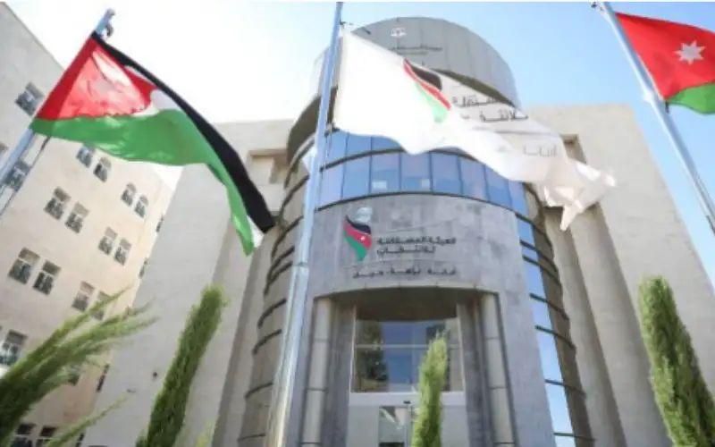 رئيس المستقلة للانتخاب: نبحث إعادة النظر