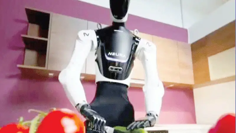 روبوت يؤدي كافة الأعمال المنزلية