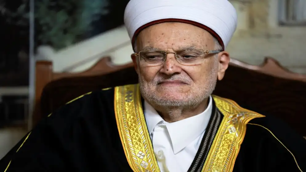 الإفراج عن الشيخ عكرمة صبري بعد