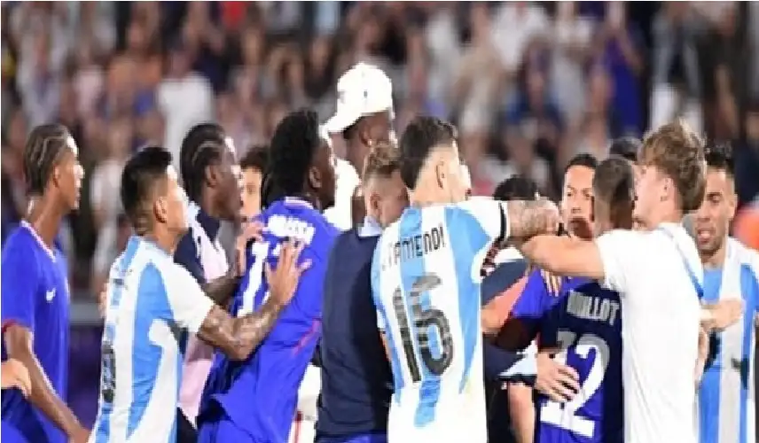 شجار قوي بين الديوك و التانغو