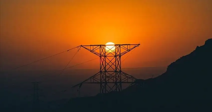 هذا سبب انقطاع الكهرباء عن مناطق