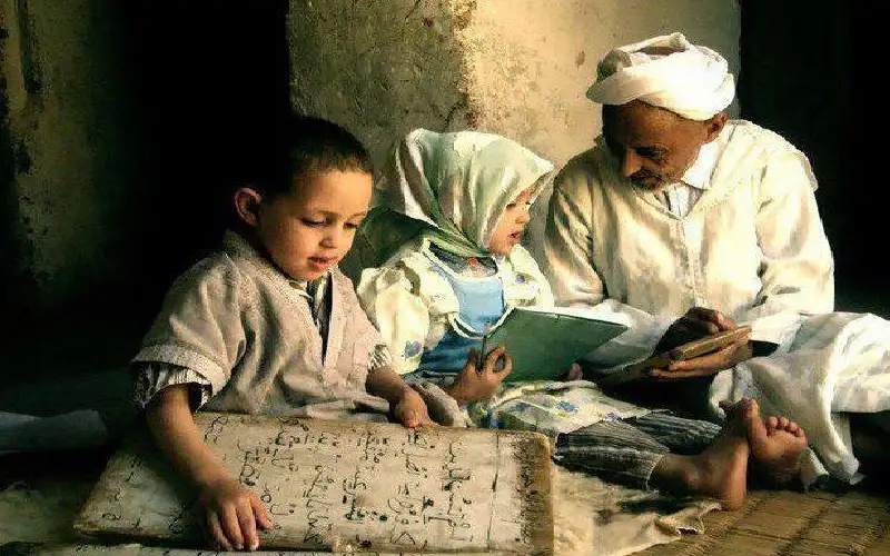 خبراء: إصلاح العملية التعليمية يبدأ من