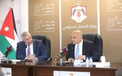 المبيضين لمشرفي حسابات التواصل الاجتماعي الحكومية:
