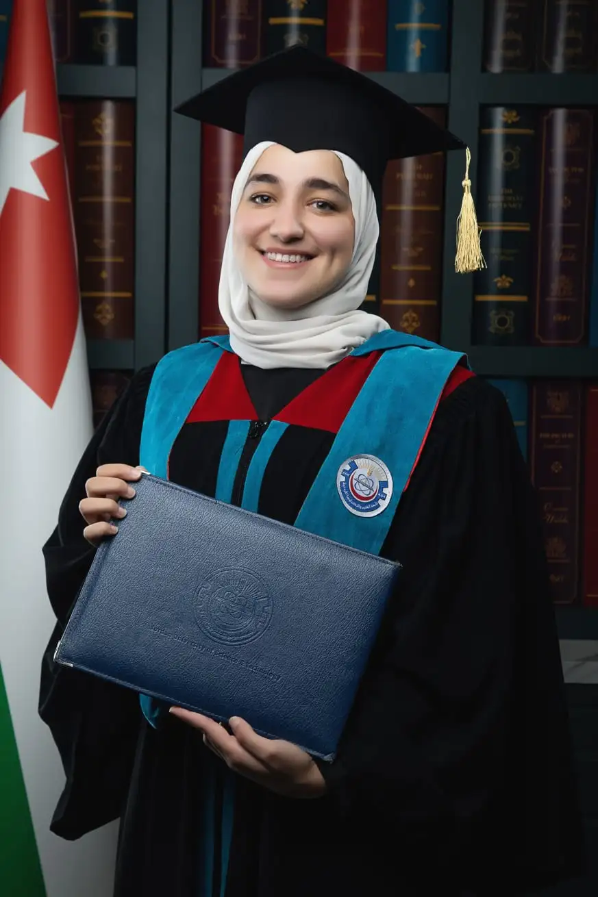 د.بشرى مجدي الصمادي مبارك بكالوريوس طب