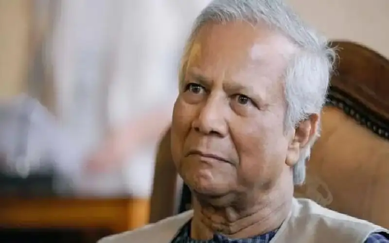 بعد فرار حسينة.. هل يقود عراب